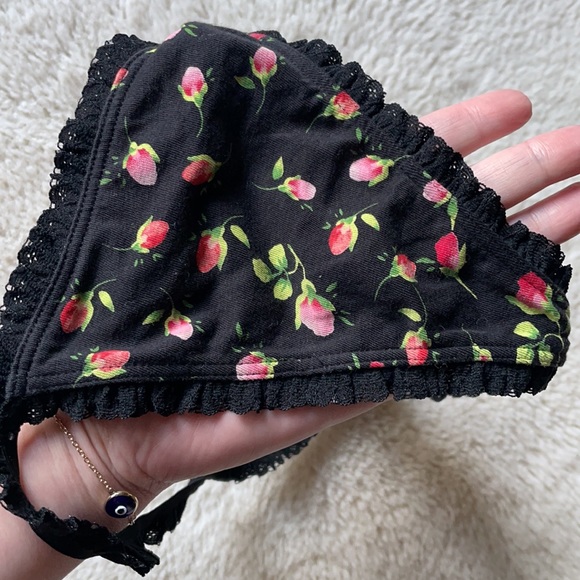 Victoria’s Secret | Y2K Black Rosebud Cotton Lingerie V-String | M - Picture 6 of 11
